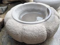 ĐÈN ĐÁ CHUM HOA